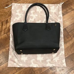 Good user condition Dagne Dover women’s grey purse size 15” laptop